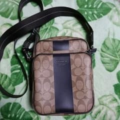 お値下げ COACH 斜め掛けバッグのサムネイル