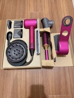 Dyson ヘアドライヤー 限定色＆限定付属品(母の日) ＋浮き毛ツール 