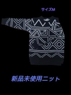 新品　メンズ柄ニットのサムネイル