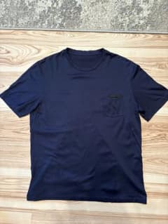 PRADA ネイビー Tシャツ フロントポケット付き PRADA ポケット付き クルーネック Tシャツ ネイビー メンズ Sサイズ