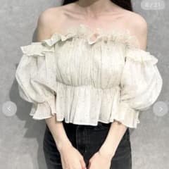 24SS SNIDEL Sustainable ギャザーオフショルブラウスドット - メルカリ