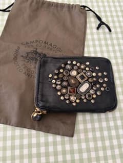 ク*ル様 CAMPOMAGGI スタッズ 二つ折り財布 ミニウォレットのサムネイル