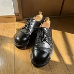 ドクターマーチン martens 3ホール uk7のサムネイル