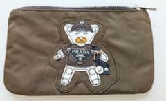 ★期間限定セール★ PRADA ポーチ クマ ベア ナイロン ブラウン 三角ロゴのサムネイル