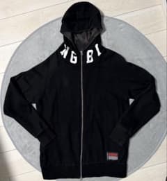 【美品】BIGBANG 公式パーカー 【MADE】 匿名配送のサムネイル