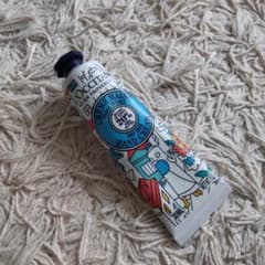 ロクシタン カラーユアシア ハンドクリーム 30ml　未使用のサムネイル