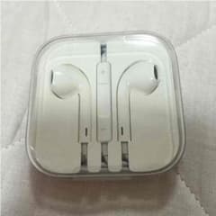 アップルのイヤホンのサムネイル
