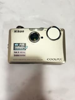 Nikon COOLPIX 内蔵プロジェクター搭載 デジタルカメラ 本体 - メルカリ