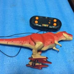 恐竜キング ラジコンのサムネイル