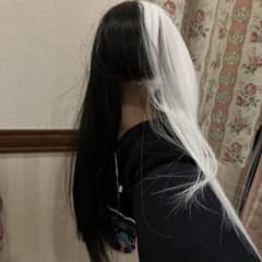 ショートウィッグ白黒のサムネイル