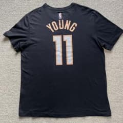 NBA アトランタホークス トレイヤング Tシャツ - メルカリ
