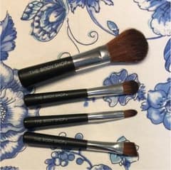 新品☆ボディショップ ブラシセット４本のサムネイル