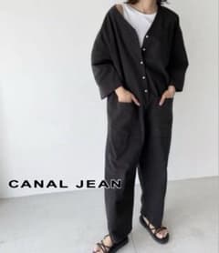 CANAL JEAN via.j ジャンプスーツ　オールインワンのサムネイル