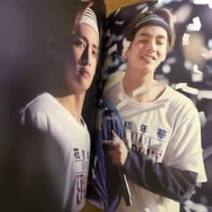 ゆ-3】② BTS 防弾少年団 テテ V テヒョン 写真集 フォトブック - メルカリ