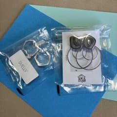 アーバンリサーチ　SMELLY イヤリング2点セット【新品未使用】のサムネイル