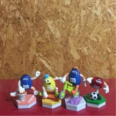 ヴィンテージTOY エムアンドエムズ 4体セットのサムネイル
