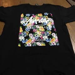 ステゥーシー花柄Tシャツのサムネイル
