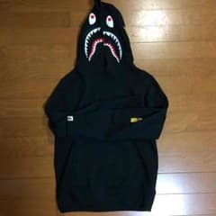 bape シャーク プルオーバーパーカーのサムネイル