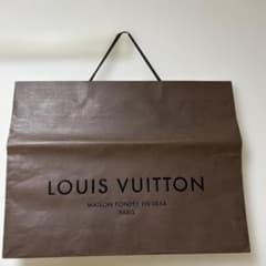LOUIS VUITTON ショッパー紙袋 大サイズ　紙袋のサムネイル