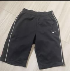 NIKE ナイキ ハーフパンツ　短パン　ジャージ　S レディース 黒のサムネイル