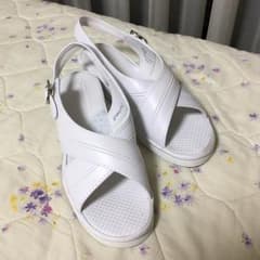 【マッチ様専用】ナースシューズのサムネイル