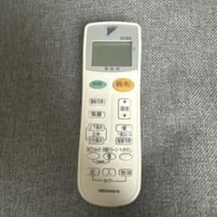 DAIKIN エアコン用リモコン ARC443A19 本体のサムネイル