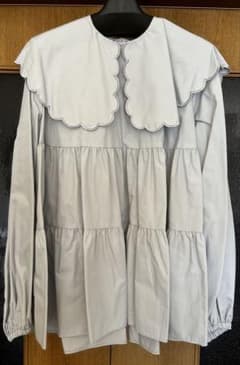 yori グレー スカラップ襟 シャツ Fサイズ - メルカリ