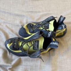 LA SPORTIVA クライミングシューズ　MIURA 38のサムネイル