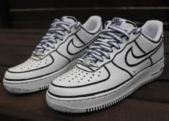 新品NIKEエアフォース1  27cmadidaselvirastussyoffのサムネイル
