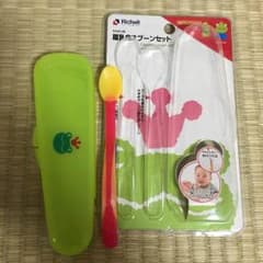 リッチェルのやわらか育児スプーンのサムネイル