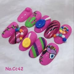 No.Cc42 ネイルチップ　ハロウィン　ホラーナイト　ハミクマキャンディのサムネイル