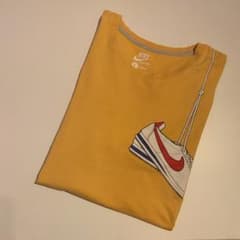 NIKE Tシャツのサムネイル