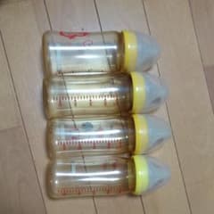 ピジョンの哺乳ビン240ccセットのサムネイル
