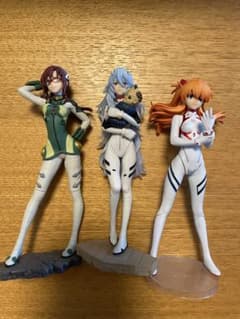 エヴァンゲリオン1500円ガチャフィギュア 綾波レイ、アスカ