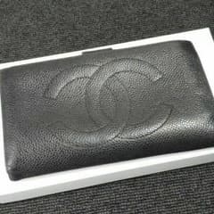 CHANEL キャビアスキン長財布のサムネイル