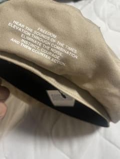 GU× undercover ベレー帽のサムネイル