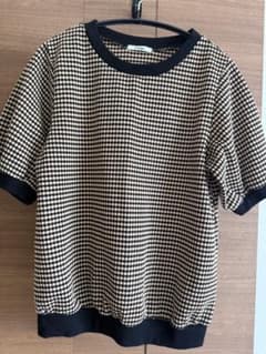 Lutique 半袖カットソー ドット柄 Mサイズのサムネイル