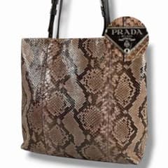 美品 PRADA プラダ パイソン バッグ ロゴ archive Vintage 美品 PRADA プラダ パイソン バッグ ロゴ archive Vintage - メルカリ