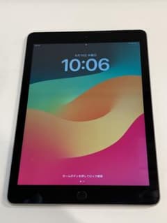 iPad第6世代　128GB  ジャンクのサムネイル