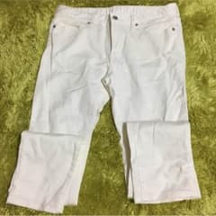 GUスキニー白パンツのサムネイル