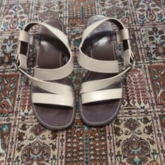 ZARA　サンダルのサムネイル