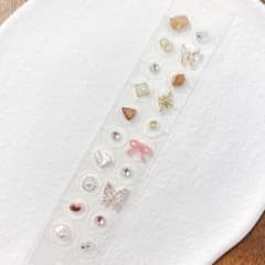 耳つぼジュエリー✧*。 (20粒) ブラウン＆ピンク系のサムネイル