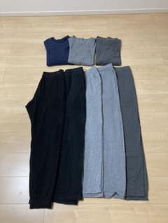 ユニクロ　ウルトラストレッチセットまとめ売り（オマケ付き）のサムネイル