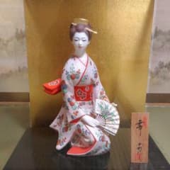 博多人形　舞のサムネイル