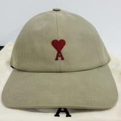 新品未使用品AMI Paris ハートロゴ キャップ ベージュ - メルカリ