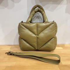 Glam Lips SMALL QUILTING レザー ハンドバッグ カーキ - メルカリ