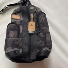TUMI モントレー スリング 迷彩 - メルカリ