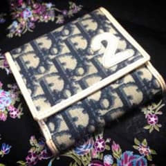 正規品ディオール財布のサムネイル