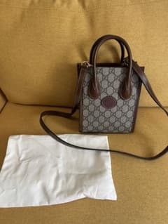 【外観美品】GUCCI GGスプリーム ミニトートバッグ《値下げ中》のサムネイル