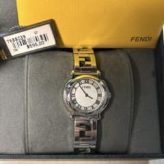 【FENDI フェンディ】 6100L レディース腕時計 箱あり FENDI フェンディ】 6100L レディース腕時計 箱あり - メルカリ